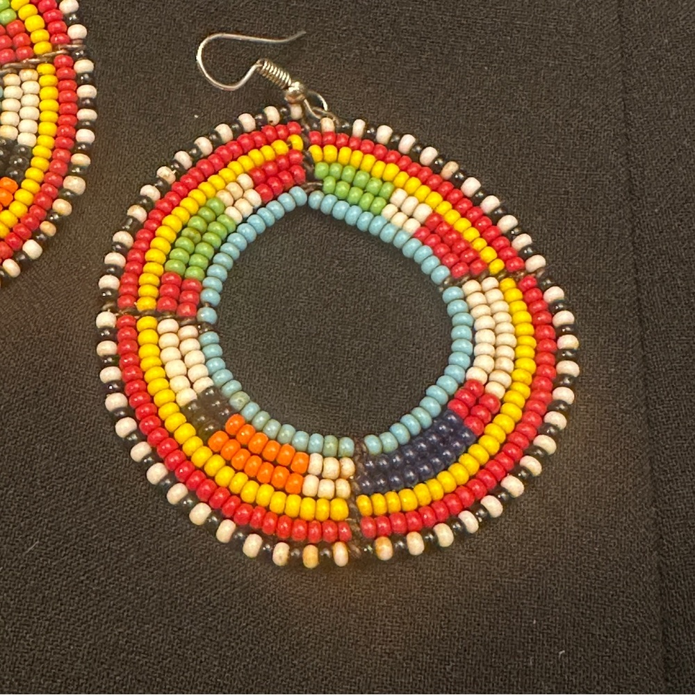NEW African Handmade Beaded Earrings - Picture 3 of 4